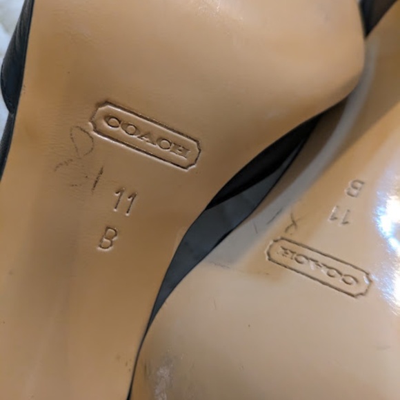 PRE-LOVED COACH WOMENS SIZE 11 HEELS - Picture 3 of 5
